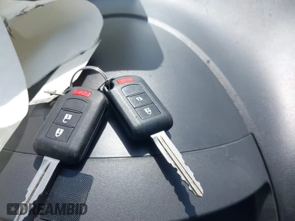 ✅ 2023 Mitsubishi Mirage ES • VIN: ML32FUFJ5PHF03944 • Лот: 41822041. Опубликован ранее на IAAI с пробегом 12 899 миль. Бесплатный доступ к архиву аукционных продаж из США и подробный отчёт об истории автомобиля на DreamBid. Изображение 11.