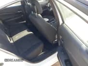 ✅ 2013 Dodge Avenger SXT • VIN: 1C3CDZCBXDN617857 • Lot: 43693478. Wystawiony na IAAI z przebiegiem 138 273 mil. Bezpłatny archiwum sprzedaży aukcyjnych z USA i szczegółowy raport historii pojazdu na DreamBid. Zdjęcie 8.