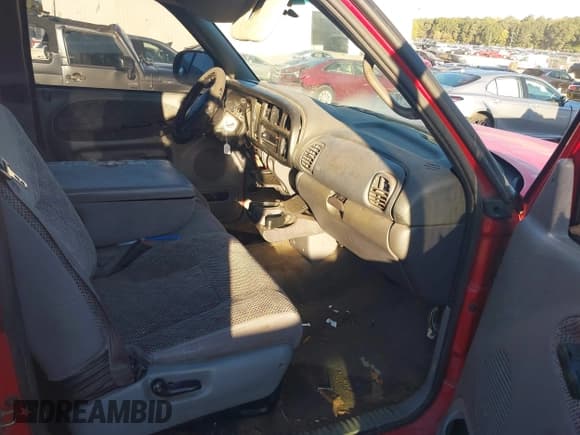 ✅ 2001 Dodge 1500 • VIN: 1B7HC13Y91J535812 • Лот: 43448229. Опубликован ранее на IAAI с пробегом 259 094 миль. Бесплатный доступ к архиву аукционных продаж из США и подробный отчёт об истории автомобиля на DreamBid. Изображение 5.