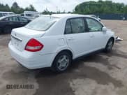 ✅ 2009 Nissan Versa S • VIN: 3N1BC11E79L439540 • Lot: 42685766. Listed on IAAI with 133,152 mi. Free auction sales archive from the USA and detailed vehicle history report at DreamBid. Image 4.