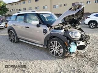 ✅ 2024 MINI Countryman Cooper S • VIN: WMZ53BR03R3R41479 • Lot: 85422814. Listed on Copart with 8,453 mi. Free auction sales archive from the USA and detailed vehicle history report at DreamBid. Image 4.
