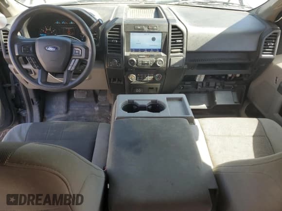 ✅ 2015 Ford F-150 XLT • VIN: 1FTEX1EPXFKE11481 • Lot: 66414175. Wystawiony na Copart z przebiegiem 208 869 mil. Bezpłatny archiwum sprzedaży aukcyjnych z USA i szczegółowy raport historii pojazdu na DreamBid. Zdjęcie 8.