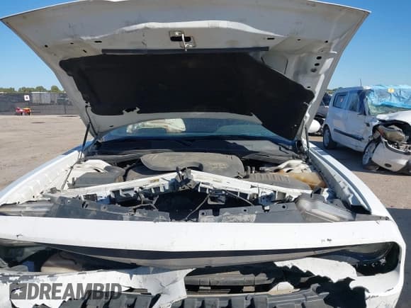 ✅ 2013 Dodge Challenger SXT • VIN: 2C3CDYAGXDH596347 • Lot: 43478966. Wystawiony na IAAI z przebiegiem 180 037 mil. Bezpłatny archiwum sprzedaży aukcyjnych z USA i szczegółowy raport historii pojazdu na DreamBid. Zdjęcie 10.