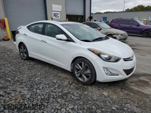 2016 Hyundai Elantra SE z VIN 5NPDH4AE4GH758318, wystawiony jako Copart lot #89655975 z przebiegiem 101 613 mil mil oraz Szkoda całkowita • Salvage title. Historia ofert i sprzedaży dostępna na DreamBid. Obrazek 4.