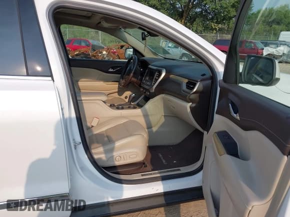 ✅ 2019 GMC Acadia Denali • VIN: 1GKKNXLS9KZ125064 • Lot: 42876636. Listed on IAAI with 45,927 mi. Free auction sales archive from the USA and detailed vehicle history report at DreamBid. Image 5.