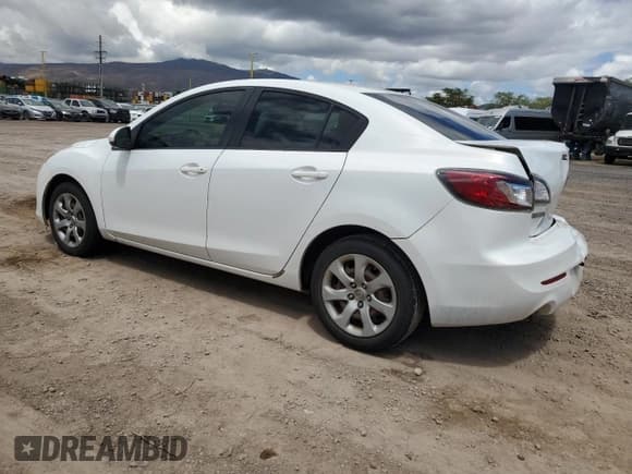 ✅ 2013 Mazda 3 i SV • VIN: JM1BL1TF9D1776066 • Lot: 84475105. Wystawiony na Copart z przebiegiem 136 811 mil. Bezpłatny archiwum sprzedaży aukcyjnych z USA i szczegółowy raport historii pojazdu na DreamBid. Zdjęcie 2.
