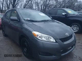 ✅ 2010 Toyota Matrix • VIN: 2T1KU4EE5AC320138 • Lot: 43907114. Wystawiony na IAAI z przebiegiem 142 581 mil. Bezpłatny archiwum sprzedaży aukcyjnych z USA i szczegółowy raport historii pojazdu na DreamBid. Zdjęcie 1.