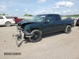 ✅ 2003 Chevrolet Silverado 1500 • VIN: 2GCEC19V731365477 • Lot: 68751384. Wystawiony na Copart z przebiegiem 173 678 mil mil. Skorzystaj z bezpłatnego archiwum sprzedaży aukcyjnych z USA i zobacz szczegółowy raport historii pojazdu na DreamBid. Zdjęcie 1.