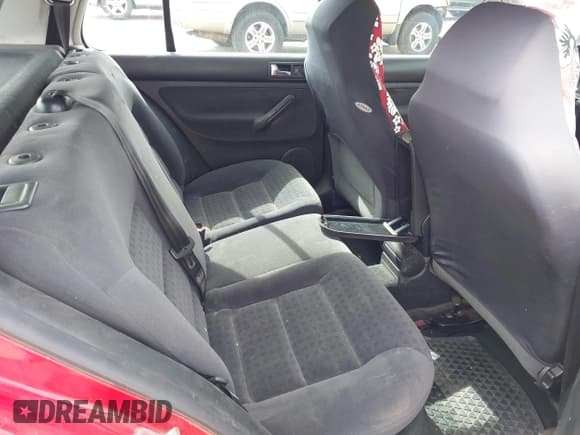 ✅ 2002 Volkswagen Golf GLS • VIN: 9BWGP61J724029677 • Лот: 42382997. Опубликован ранее на IAAI с пробегом 224 445 миль. Бесплатный доступ к архиву аукционных продаж из США и подробный отчёт об истории автомобиля на DreamBid. Изображение 8.