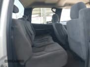 ✅ 2007 Chevrolet Silverado 2500HD LT1 • VIN: 1GCHK23D57F157098 • Lot: 41987900. Wystawiony na IAAI z przebiegiem 358 398 mil. Bezpłatny archiwum sprzedaży aukcyjnych z USA i szczegółowy raport historii pojazdu na DreamBid. Zdjęcie 8.