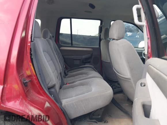 ✅ 2004 Ford Explorer XLT • VIN: 1FMZU73W34UB12807 • Lot: 41974651. Wystawiony na IAAI z przebiegiem 171 225 mil. Bezpłatny archiwum sprzedaży aukcyjnych z USA i szczegółowy raport historii pojazdu na DreamBid. Zdjęcie 8.