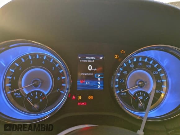 ✅ 2014 Chrysler 300 C • VIN: 2C3CCAET9EH382825 • Лот: 82711195. Опубликован ранее на Copart с пробегом 140 233 миль. Бесплатный доступ к архиву аукционных продаж из США и подробный отчёт об истории автомобиля на DreamBid. Изображение 9.