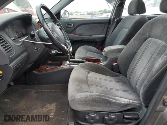 ✅ 2004 Hyundai Sonata GLS • VIN: KMHWF35H04A954560 • Lot: 58205445. Wystawiony na Copart z przebiegiem 108 911 mil. Bezpłatny archiwum sprzedaży aukcyjnych z USA i szczegółowy raport historii pojazdu na DreamBid. Zdjęcie 7.