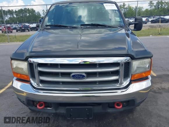 ✅ 2000 Ford F-250 XL • VIN: 1FTNX21F9YEB46184 • Lot: 42767665. Listed on IAAI with 138,049 mi. Free auction sales archive from the USA and detailed vehicle history report at DreamBid. Image 6.
