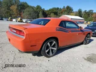 2013 Dodge Challenger R/T Plus z VIN 2C3CDYBT9DH733502, wystawiony jako Copart lot #77064814 z przebiegiem 95 356 mil mil oraz Czysty tytuł • Clean title. Historia ofert i sprzedaży dostępna na DreamBid. Obrazek 3.