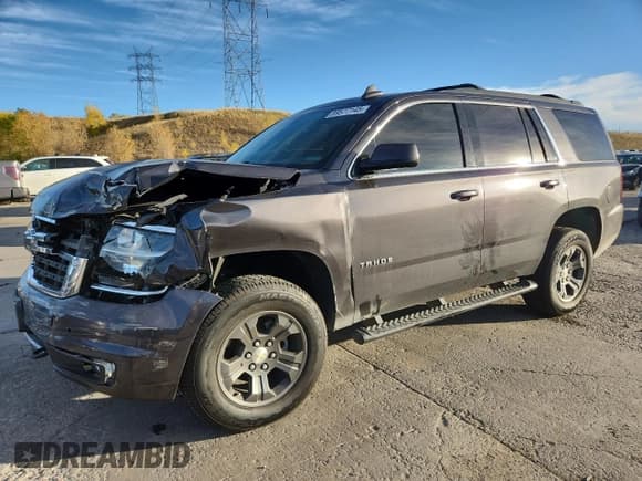 ✅ 2016 Chevrolet Tahoe LT • VIN: 1GNSKBKC4GR448275 • Lot: 89577145. Wystawiony na Copart z przebiegiem 116 614 mil. Bezpłatny archiwum sprzedaży aukcyjnych z USA i szczegółowy raport historii pojazdu na DreamBid. Zdjęcie 1.