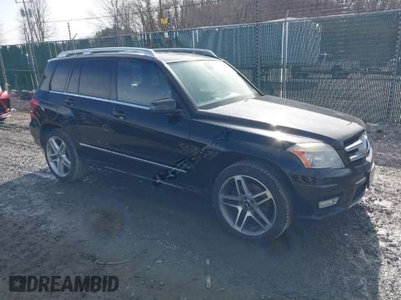✅ 2011 Mercedes-Benz GLK 350 • VIN: WDCGG8HB6BF692676 • Lot: 41751569. Wystawiony na IAAI z przebiegiem 208 036 mil. Bezpłatny archiwum sprzedaży aukcyjnych z USA i szczegółowy raport historii pojazdu na DreamBid. Zdjęcie 1.