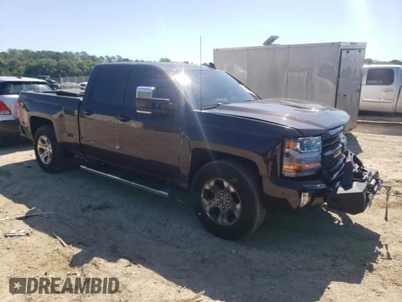 ✅ 2019 Chevrolet Silverado 1500 LT • VIN: 2GCVKPEC5K1118550 • Lot: 61446164. Wystawiony na Copart z przebiegiem 114 208 mil. Bezpłatny archiwum sprzedaży aukcyjnych z USA i szczegółowy raport historii pojazdu na DreamBid. Zdjęcie 4.