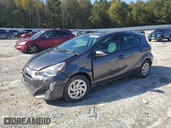 ✅ 2016 Toyota Prius One • VIN: JTDKDTB3XG1137134 • Lot: 90659155. Listed on Copart with 84,044 mi. Free auction sales archive from the USA and detailed vehicle history report at DreamBid. Image 1.