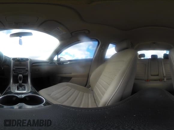 ✅ 2016 Ford Fusion SE • VIN: 3FA6P0H74GR256259 • Лот: 42336942. Опубликован ранее на IAAI с пробегом 80 079 миль. Бесплатный доступ к архиву аукционных продаж из США и подробный отчёт об истории автомобиля на DreamBid. Изображение 18.