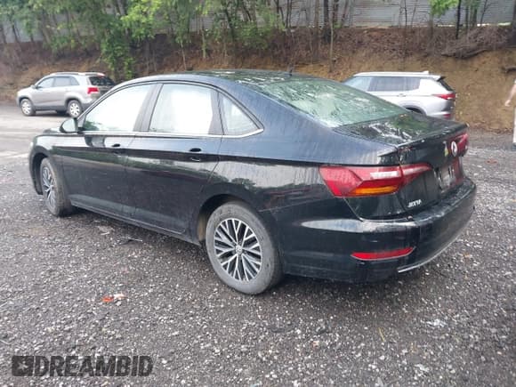 ✅ 2019 Volkswagen Jetta S • VIN: 3VWC57BUXKM121722 • Lot: 42435373. Listed on IAAI with 133,171 mi. Free auction sales archive from the USA and detailed vehicle history report at DreamBid. Image 3.