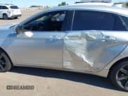 ✅ 2017 Chevrolet Impala LT • VIN: 2G1105SA6H9152818 • Lot: 43415222. Wystawiony na IAAI z przebiegiem 138 181 mil. Bezpłatny archiwum sprzedaży aukcyjnych z USA i szczegółowy raport historii pojazdu na DreamBid. Zdjęcie 15.