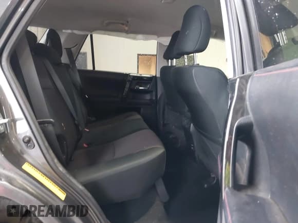 ✅ 2017 Toyota 4Runner SR5 • VIN: JTEBU5JR1H5440519 • Лот: 41893102. Опубликован ранее на IAAI с пробегом 139 441 миль. Бесплатный доступ к архиву аукционных продаж из США и подробный отчёт об истории автомобиля на DreamBid. Изображение 8.