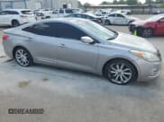 ✅ 2012 Hyundai Azera • VIN: KMHFH4JG7CA180559 • Лот: 68210095. Опубликован ранее на Copart с пробегом Не указан. Бесплатный доступ к архиву аукционных продаж из США и подробный отчёт об истории автомобиля на DreamBid. Изображение 4.