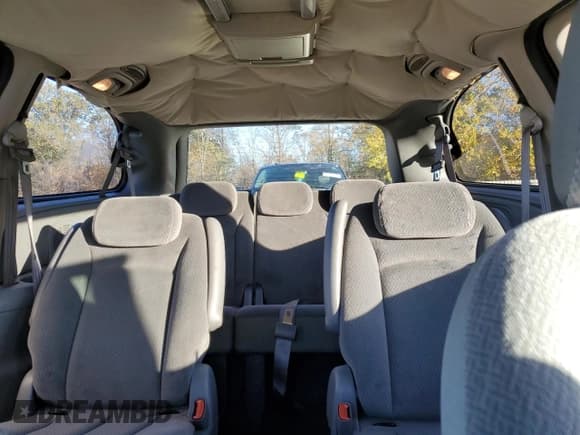 ✅ 2005 Dodge Caravan SXT • VIN: 2D4GP44L05R269217 • Lot: 90473765. Listed on Copart with 142,924 mi. Free auction sales archive from the USA and detailed vehicle history report at DreamBid. Image 10.