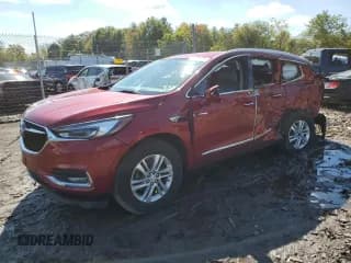 ✅ 2020 Buick Enclave Essence • VIN: 5GAERBKW1LJ151132 • Lot: 84377475. Wystawiony na Copart z przebiegiem 133 194 mil. Bezpłatny archiwum sprzedaży aukcyjnych z USA i szczegółowy raport historii pojazdu na DreamBid. Zdjęcie 1.