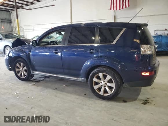 ✅ 2011 Mitsubishi Outlander GT • VIN: JA4JT5AX1BU020896 • Lot: 80216075. Listed on Copart with 159,602 mi. Free auction sales archive from the USA and detailed vehicle history report at DreamBid. Image 2.