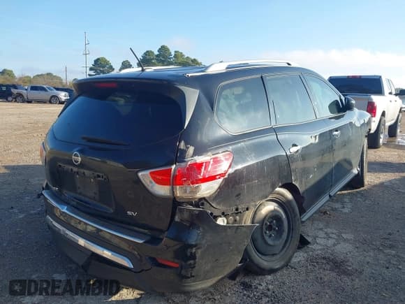 ✅ 2015 Nissan Pathfinder SV • VIN: 5N1AR2MN6FC705870 • Lot: 41206622. Listed on IAAI with Not provided. Free auction sales archive from the USA and detailed vehicle history report at DreamBid. Image 4.