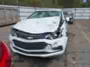 ✅ 2018 Chevrolet Cruze Premier • VIN: 1G1BF5SM3J7101054 • Lot: 43456753. Wystawiony na IAAI z przebiegiem 142 857 mil mil. Skorzystaj z bezpłatnego archiwum sprzedaży aukcyjnych z USA i zobacz szczegółowy raport historii pojazdu na DreamBid. Zdjęcie 12.