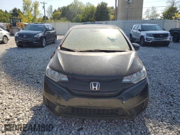 ✅ 2017 Honda Fit LX • VIN: 3HGGK5G5XHM703011 • Лот: 81824955. Опубликован ранее на Copart с пробегом 144 681 миль. Бесплатный доступ к архиву аукционных продаж из США и подробный отчёт об истории автомобиля на DreamBid. Изображение 5.
