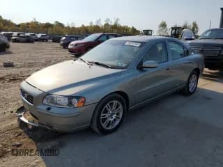 ✅ 2006 Volvo S60 2.5L Turbo • VIN: YV1RH592662550442 • Лот: 75631744. Опубликован ранее на Copart с пробегом 84 790 миль. Бесплатный доступ к архиву аукционных продаж из США и подробный отчёт об истории автомобиля на DreamBid. Изображение 1.