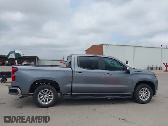 ✅ 2019 Chevrolet Silverado 1500 LT • VIN: 1GCPWCED4KZ134888 • Lot: 43114172. Wystawiony na IAAI z przebiegiem 77 993 mil. Bezpłatny archiwum sprzedaży aukcyjnych z USA i szczegółowy raport historii pojazdu na DreamBid. Zdjęcie 14.