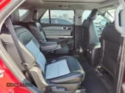 ✅ 2022 Ford Explorer XLT • VIN: 1FMSK7DH0NGA08895 • Lot: 80514805. Wystawiony na Copart z przebiegiem 149 549 mil. Bezpłatny archiwum sprzedaży aukcyjnych z USA i szczegółowy raport historii pojazdu na DreamBid. Zdjęcie 11.