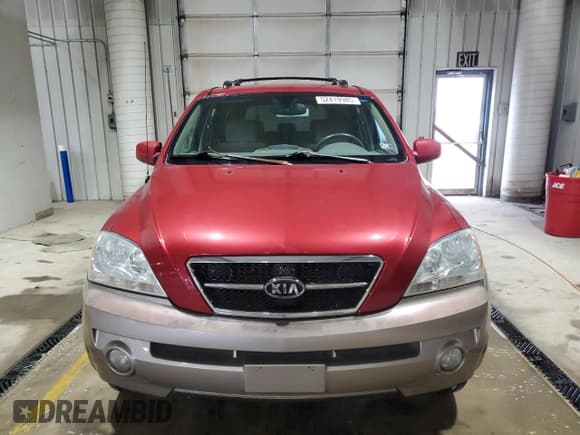 ✅ 2004 Kia Sorento LX • VIN: KNDJC733745212039 • Лот: 52419985. Опубликован ранее на Copart с пробегом 94 279 миль. Бесплатный доступ к архиву аукционных продаж из США и подробный отчёт об истории автомобиля на DreamBid. Изображение 5.