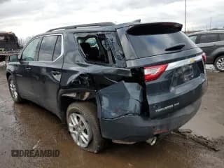 ✅ 2020 Chevrolet Traverse LT • VIN: 1GNEVHKW5LJ322811 • Lot: 72267302. Wystawiony na Copart z przebiegiem 33 658 mil. Bezpłatny archiwum sprzedaży aukcyjnych z USA i szczegółowy raport historii pojazdu na DreamBid. Zdjęcie 2.