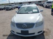 ✅ 2012 Buick LaCrosse Convenience • VIN: 1G4GB5ER1CF343944 • Lot: 42803035. Wystawiony na IAAI z przebiegiem 133 278 mil. Bezpłatny archiwum sprzedaży aukcyjnych z USA i szczegółowy raport historii pojazdu na DreamBid. Zdjęcie 6.