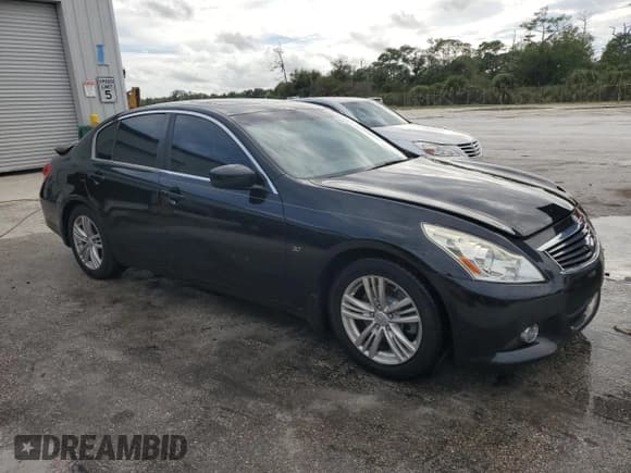 ✅ 2015 Infiniti Q40 • VIN: JN1CV6AP3FM503720 • Lot: 80296395. Wystawiony na Copart z przebiegiem 93 197 mil. Bezpłatny archiwum sprzedaży aukcyjnych z USA i szczegółowy raport historii pojazdu na DreamBid. Zdjęcie 4.