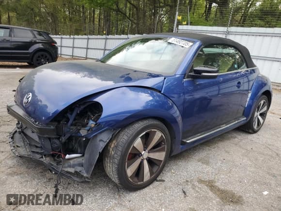 ✅ 2013 Volkswagen Beetle 2.0T R-Line • VIN: 3VW7S7AT9DM822242 • Lot: 51492705. Listed on Copart with 75,455 mi. Free auction sales archive from the USA and detailed vehicle history report at DreamBid. Image 1.