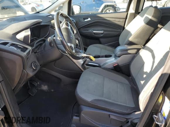 ✅ 2013 Ford C-Max SE • VIN: 1FADP5AU8DL510635 • Lot: 61292885. Wystawiony na Copart z przebiegiem 198 193 mil. Bezpłatny archiwum sprzedaży aukcyjnych z USA i szczegółowy raport historii pojazdu na DreamBid. Zdjęcie 7.