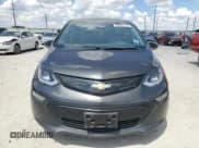 ✅ 2017 Chevrolet Bolt EV LT • VIN: 1G1FW6S08H4179572 • Lot: 69656114. Wystawiony na Copart z przebiegiem 57 287 mil. Bezpłatny archiwum sprzedaży aukcyjnych z USA i szczegółowy raport historii pojazdu na DreamBid. Zdjęcie 5.