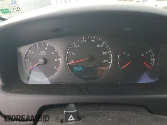 ✅ 2014 Chevrolet Impala LT • VIN: 2G1WB5E37E1184832 • Lot: 87480965. Wystawiony na Copart z przebiegiem 162 178 mil. Bezpłatny archiwum sprzedaży aukcyjnych z USA i szczegółowy raport historii pojazdu na DreamBid. Zdjęcie 9.