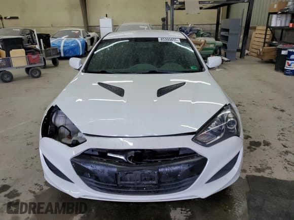 ✅ 2013 Hyundai Genesis Coupe Premium • VIN: KMHHT6KD7DU098676 • Lot: 85395655. Listed on Copart with 93,901 mi. Free auction sales archive from the USA and detailed vehicle history report at DreamBid. Image 5.
