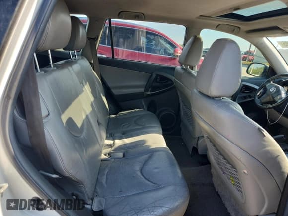 ✅ 2011 Toyota RAV4 Limited • VIN: 2T3YK4DV2BW013762 • Лот: 63755905. Опубликован ранее на Copart с пробегом 183 828 миль. Бесплатный доступ к архиву аукционных продаж из США и подробный отчёт об истории автомобиля на DreamBid. Изображение 11.