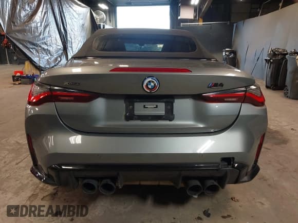 ✅ 2023 BMW M4 Competition xDrive • VIN: WBS33BA01PCL30830 • Lot: 41402469. Listed on IAAI with 21,796 mi. Free auction sales archive from the USA and detailed vehicle history report at DreamBid. Image 16.