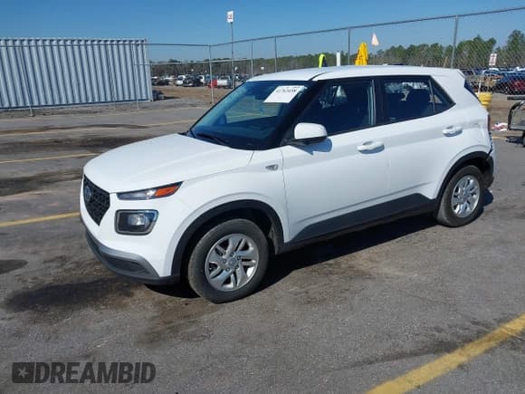 ✅ 2023 Hyundai Venue SE • VIN: KMHRB8A38PU220042 • Lot: 41763458. Listed on IAAI with 34,110 mi. Free auction sales archive from the USA and detailed vehicle history report at DreamBid. Image 17.