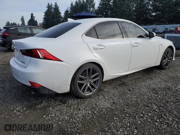 ✅ 2015 Lexus IS 250 • VIN: JTHCF1D29F5028001 • Лот: 90283535. Опубликован ранее на Copart с пробегом 208 881 миль. Бесплатный доступ к архиву аукционных продаж из США и подробный отчёт об истории автомобиля на DreamBid. Изображение 3.